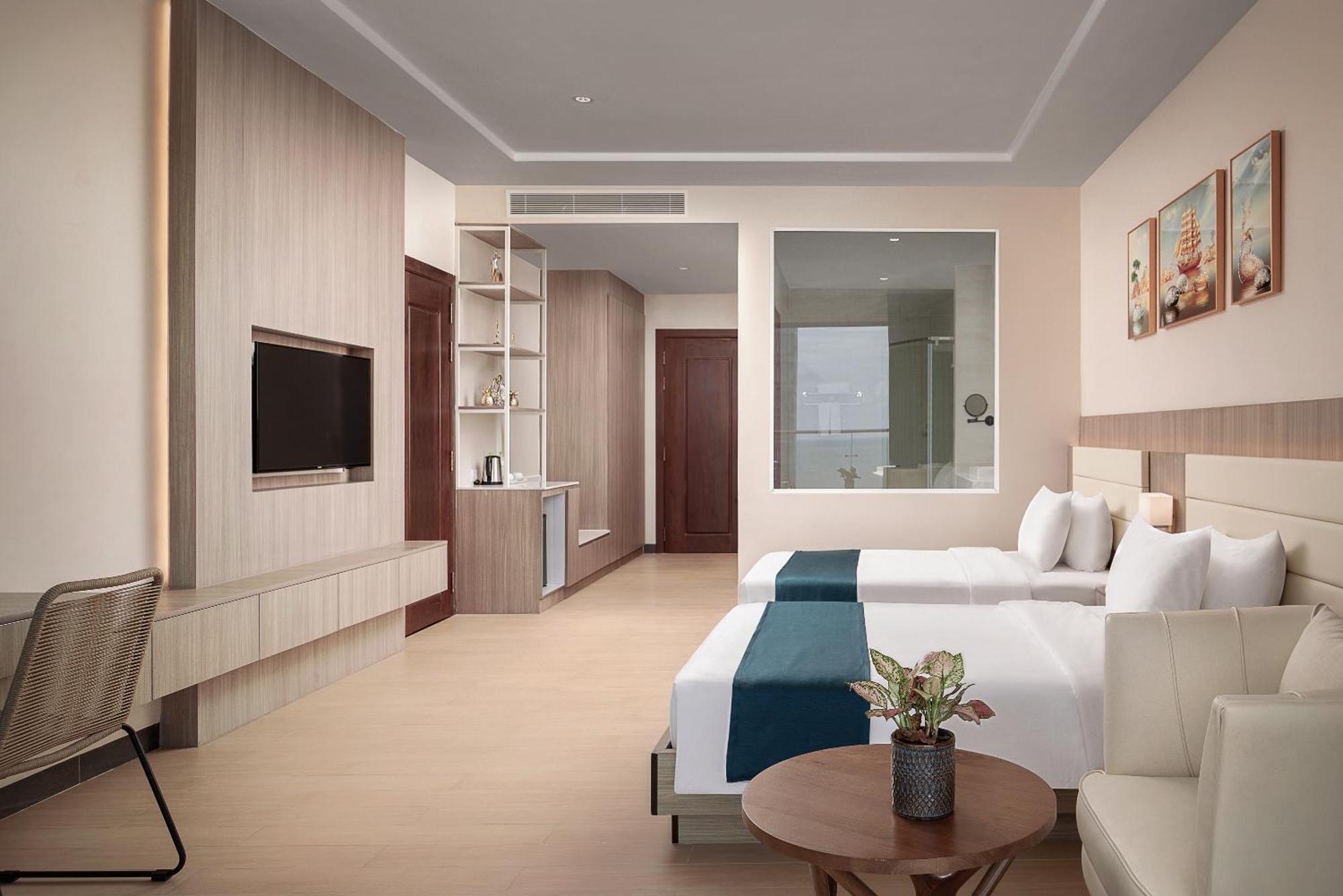 Riva Shv Hotel 4*