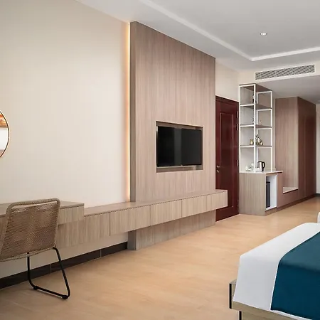 Riva Hotel Shv Sihanoukville Exterior photo